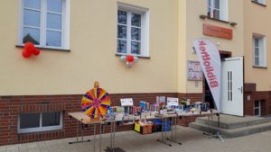Bücher-Flohmarkt im Frühling